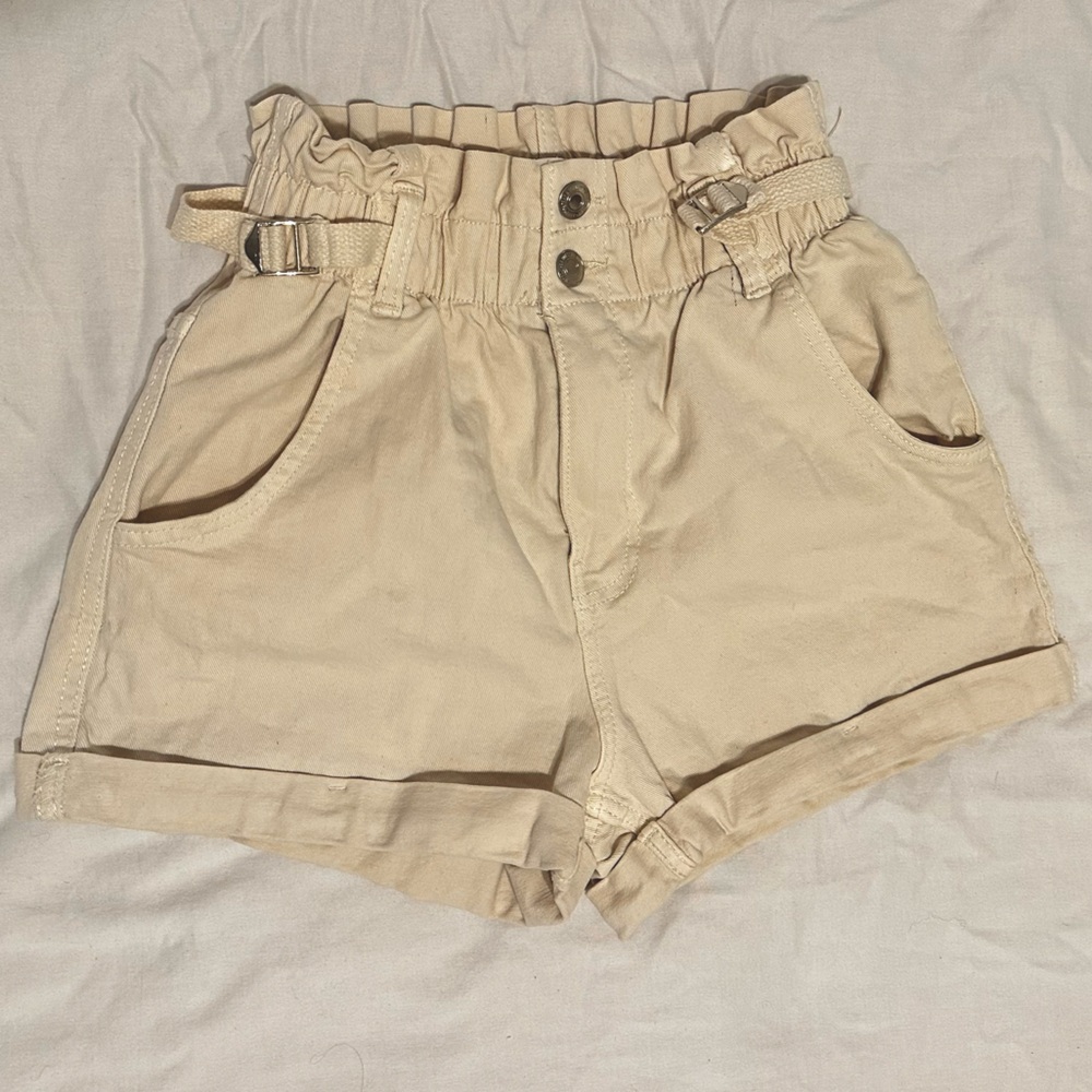 Bershka Shorts